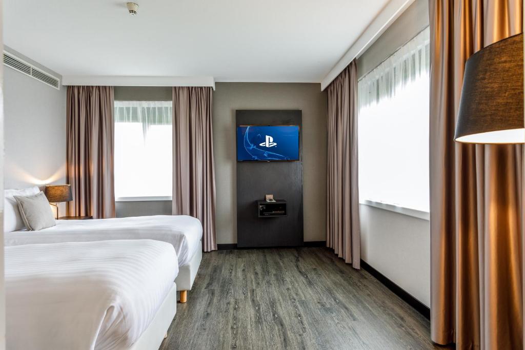 Courtyard by Marriott Amsterdam Airport - image 7