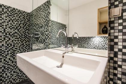 Short Stay Group East Quarter Serviced Apartments Amsterdam - image 4