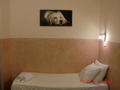 Budget Hotel Neutraal - image 16