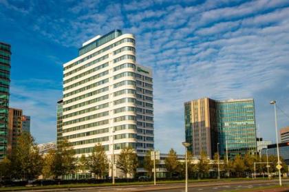 Holiday Inn Express Amsterdam Arena Towers - image 1