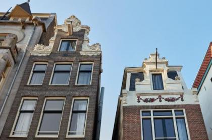 Damrak Short Stay Amsterdam - image 14